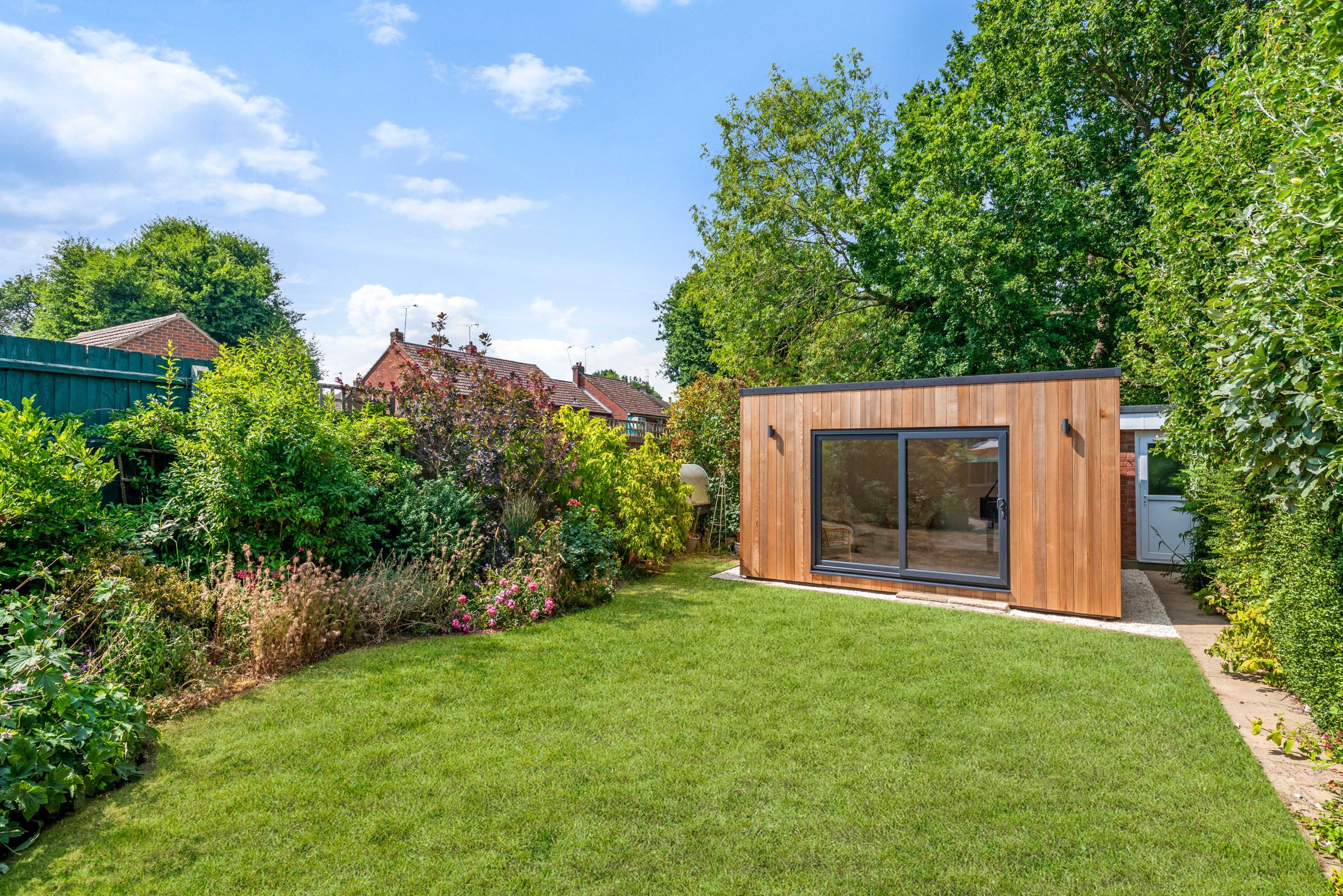 TOM_7002 luxury garden room london