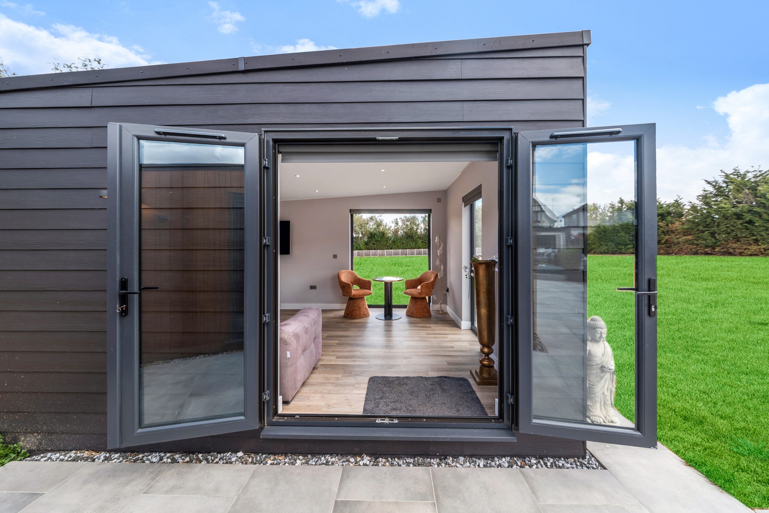TOM_0172 luxury garden room london