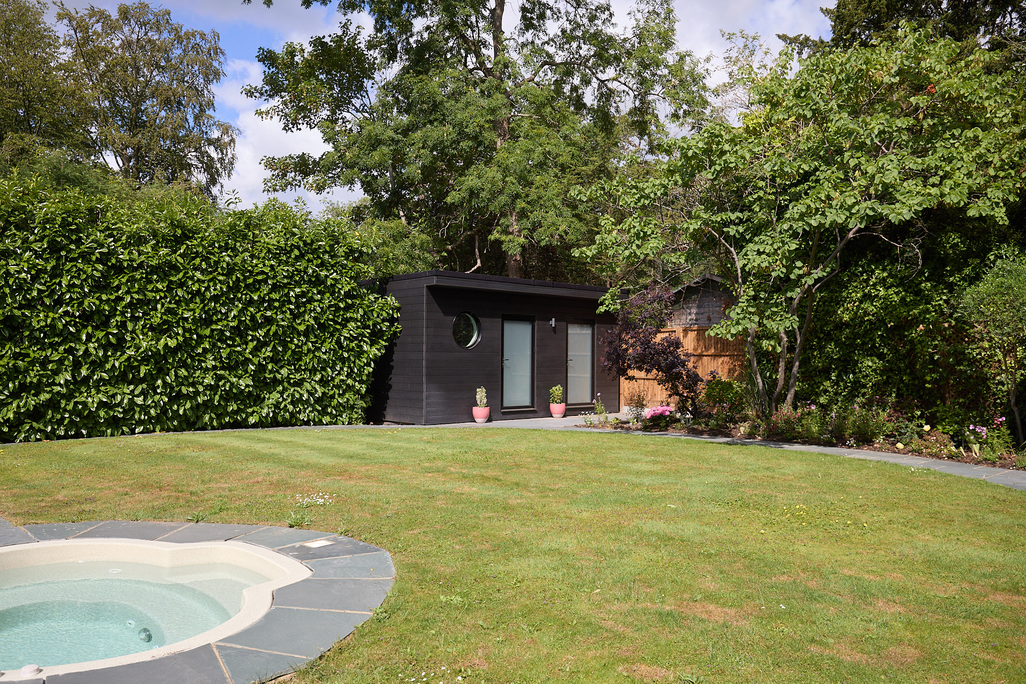 260701_MW_Hawksbeck_0002_web luxury garden room london