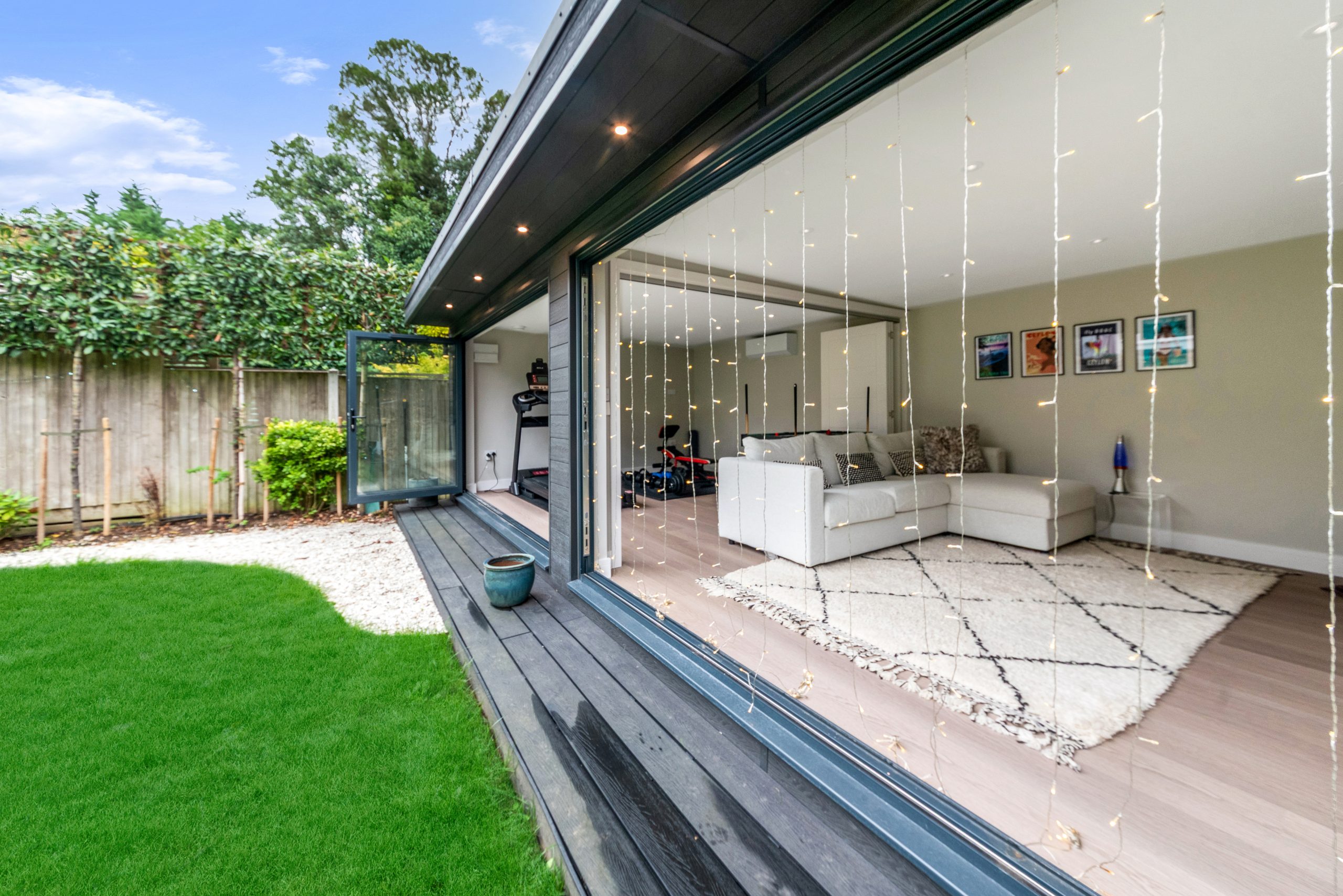 luxury garden room london