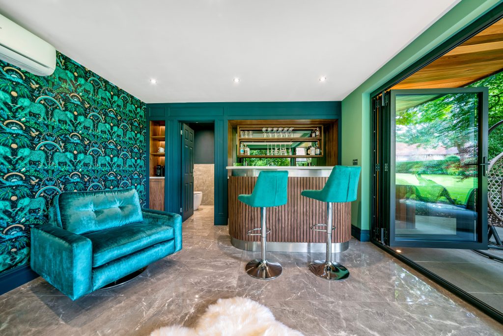 garden room bar buckinghamshire