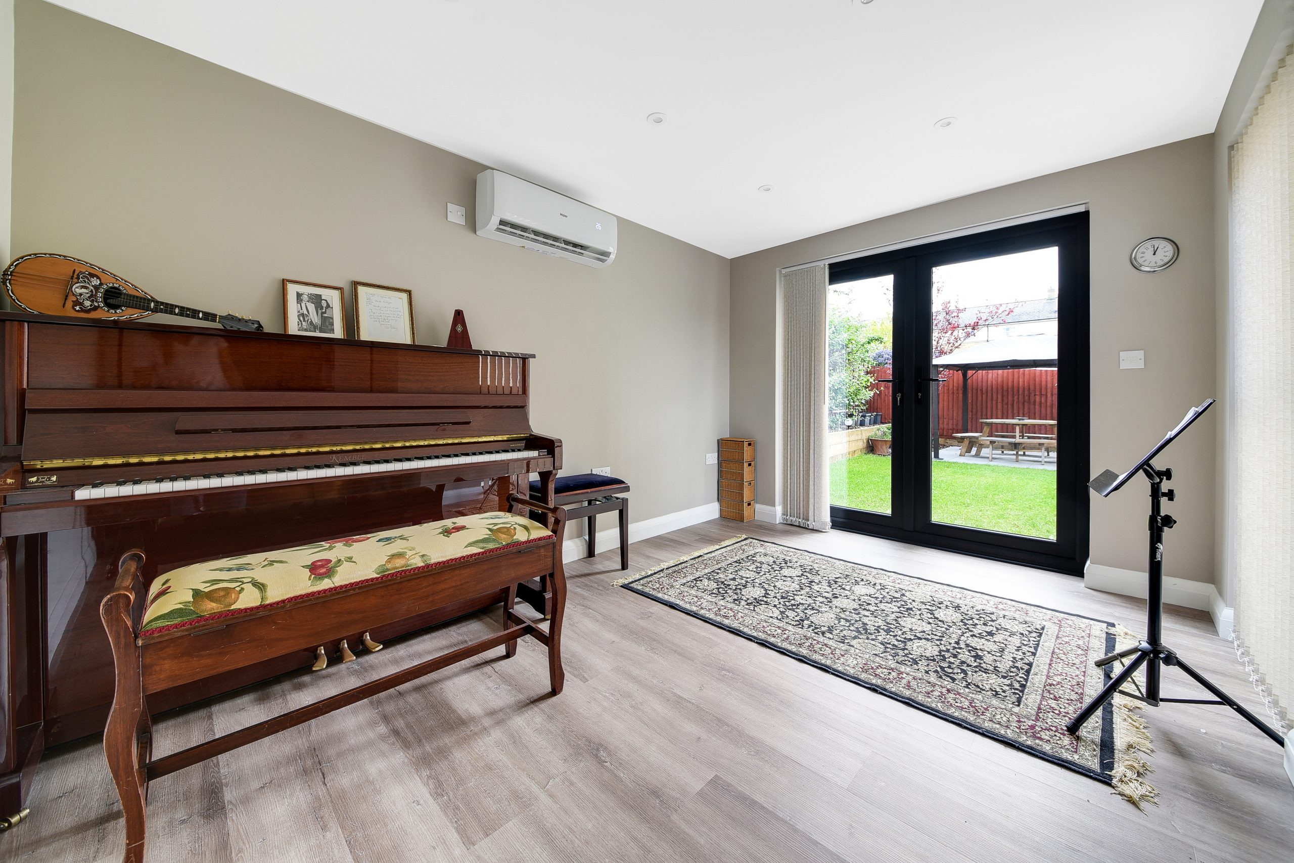 luxury garden room london