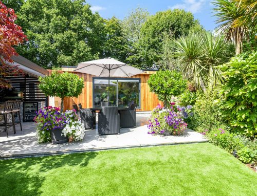 Luxury Garden Room BarShenfield, Essex