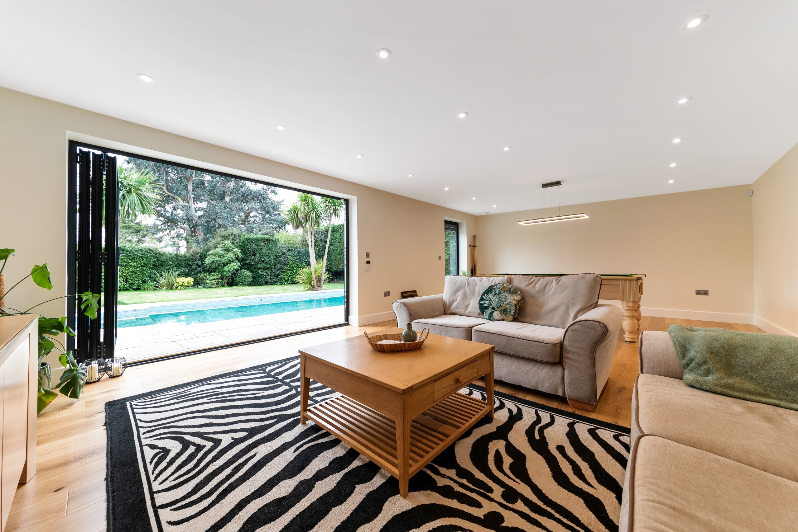 luxury garden studio london