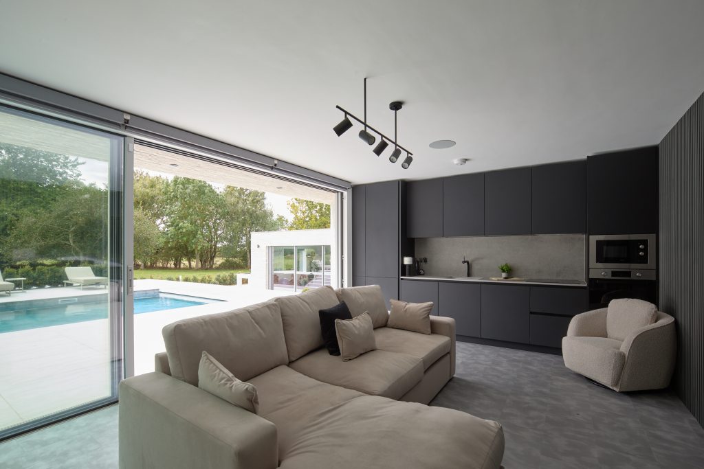 luxury garden room london