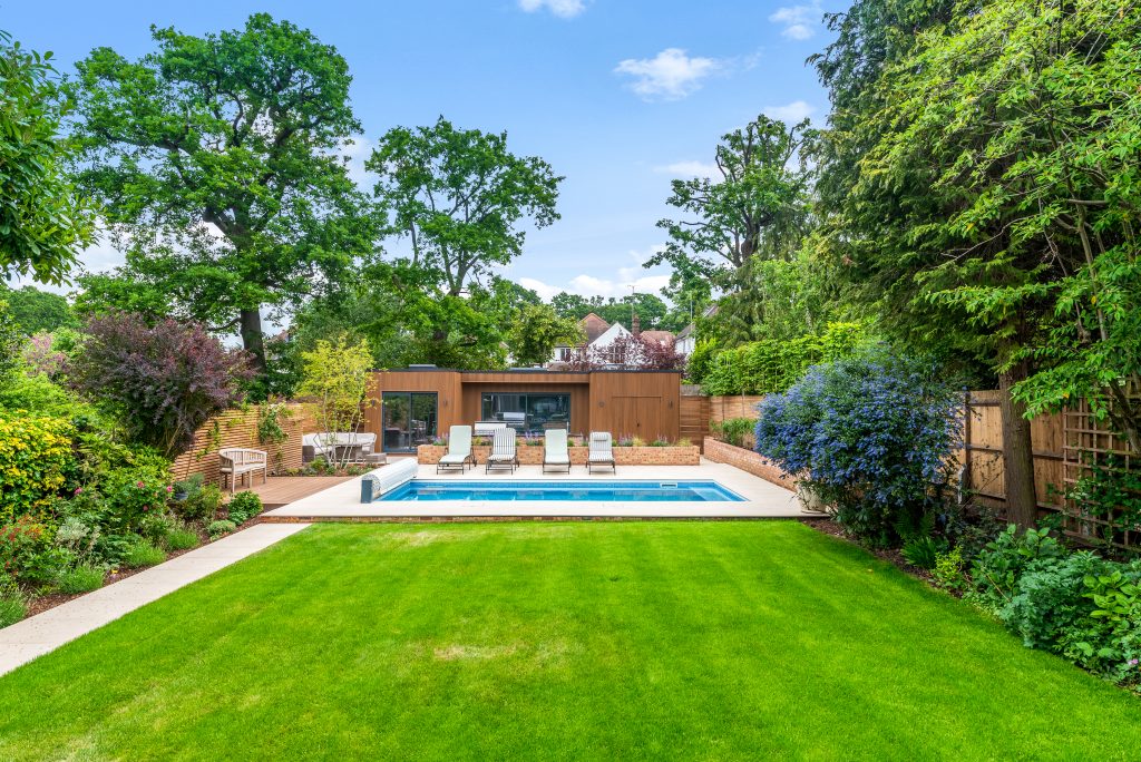 TOM_0312 luxury garden room