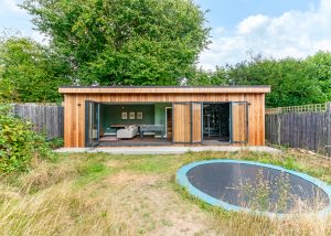 garden room with fitness area
