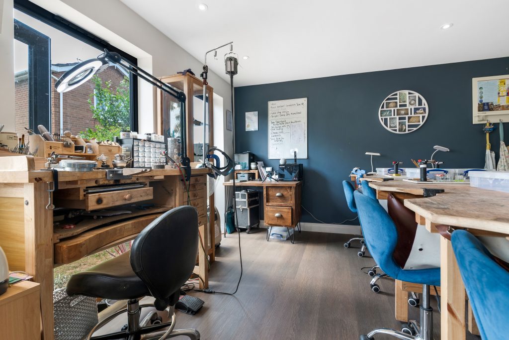 luxury garden room london