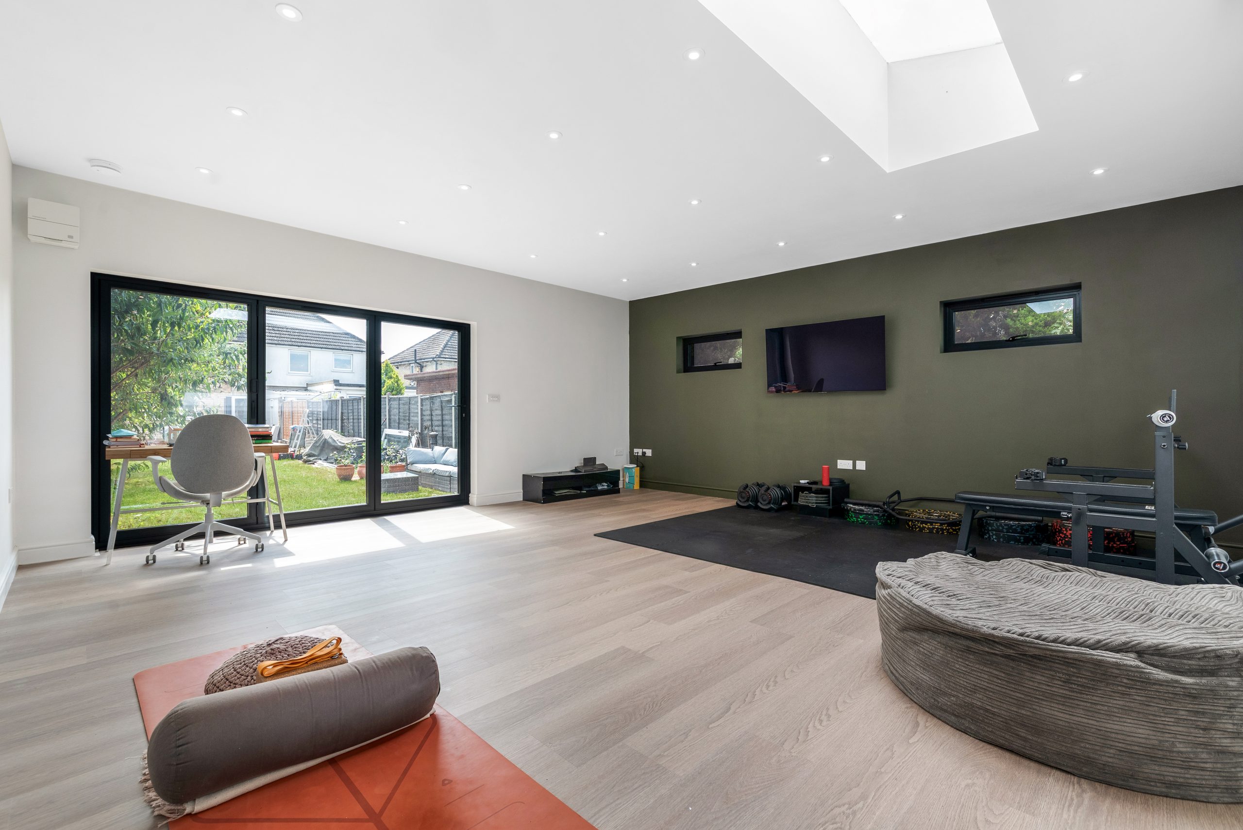 cambridge garden room